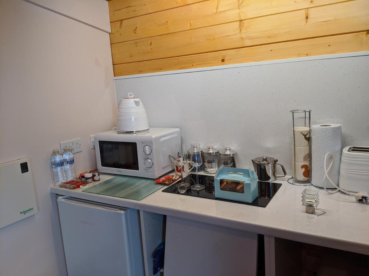 Foxhill Lodges Кентърбъри Екстериор снимка
