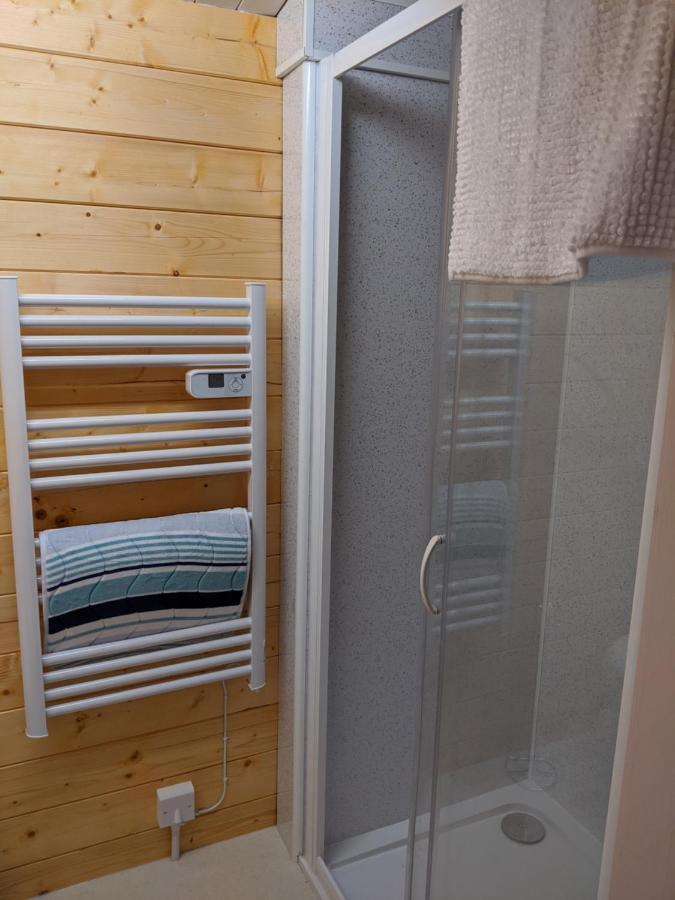Foxhill Lodges Кентърбъри Екстериор снимка
