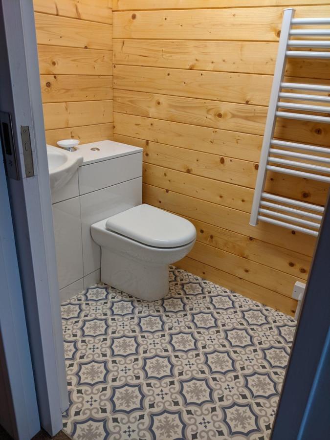 Foxhill Lodges Кентърбъри Екстериор снимка