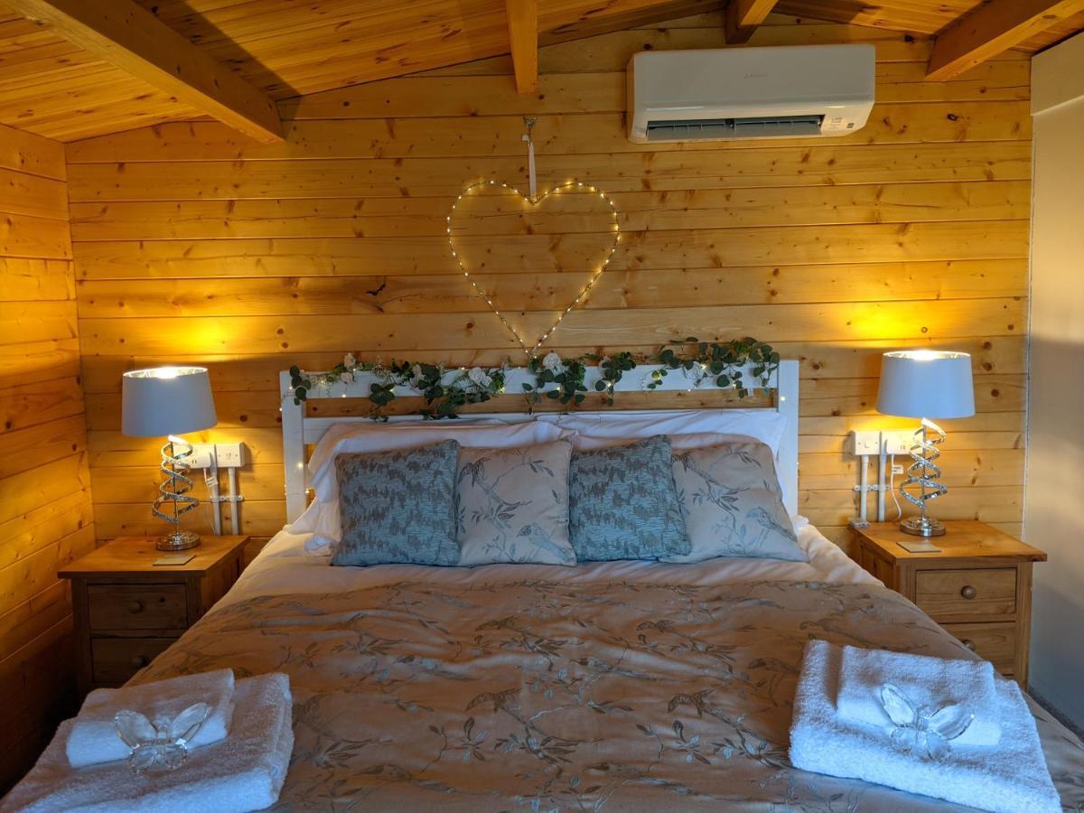 Foxhill Lodges Кентърбъри Екстериор снимка